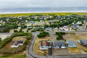 32007 J Pl, Ocean Park, WA 98640 - Photo 3