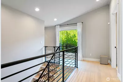 10931 NE 133rd Street, Kirkland, WA 98034 - Photo 11