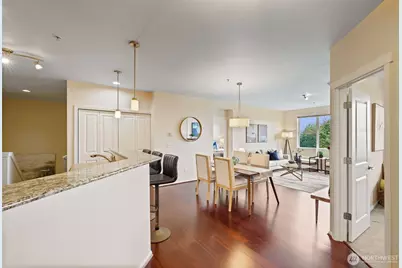 2960 SW Raymond Street #204, Seattle, WA 98126 - Photo 3