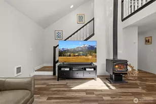 345 Woods Ln, Coupeville, WA 98239 - Photo 11