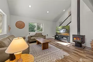 345 Woods Ln, Coupeville, WA 98239 - Photo 9