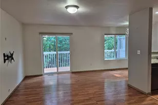 2066 NE Green Glen Ln, Bremerton, WA 98311 - Photo 3