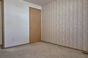 2066 NE Green Glen Ln, Bremerton, WA 98311 - Photo 15