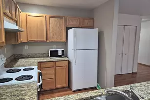 2066 NE Green Glen Ln, Bremerton, WA 98311 - Photo 7