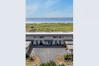 33613 G Street #3, Ocean Park, WA 98640 - Photo 3