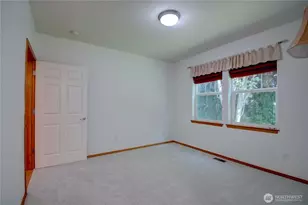 448 Garden Ln, Burlington, WA 98233 - Photo 15