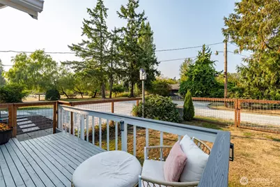 11334 Farm To Market Road, Mount Vernon, WA 98273 - Photo 35