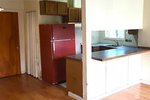 529 N 103rd St, Seattle, WA 98133 - Photo 3