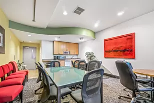 2440 Western Ave, Seattle, WA 98121 - Photo 25