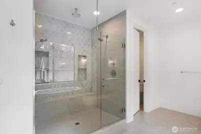 10924 SE 24th Place, Bellevue, WA 98004 - Photo 25