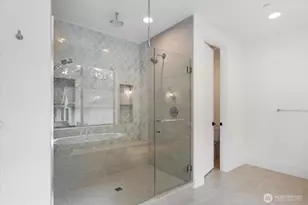 10924 SE 24th Pl, Bellevue, WA 98004 - Photo 25