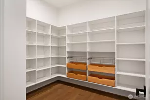 10924 SE 24th Pl, Bellevue, WA 98004 - Photo 17