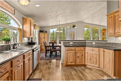 88 Horizon View Court, Winthrop, WA 98862 - Photo 15