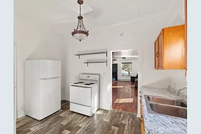 303 W Magnolia Street, Centralia, WA 98531 - Photo 11