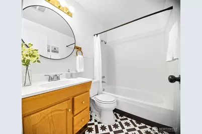 1006 NE 126th St., Seattle, WA 98125 - Photo 13