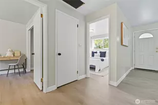 1006 NE 126th St, Seattle, WA 98125 - Photo 15