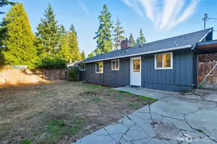 1006 NE 126th St, Seattle, WA 98125 - Photo 27