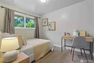 1006 NE 126th St, Seattle, WA 98125 - Photo 11