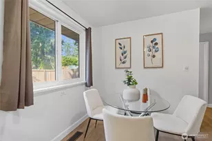 1006 NE 126th St, Seattle, WA 98125 - Photo 17