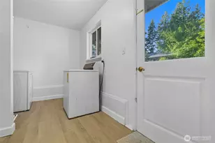 1006 NE 126th St, Seattle, WA 98125 - Photo 21