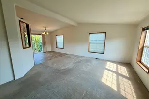 1628 Pleasant Ave, Wenatchee, WA 98801 - Photo 3