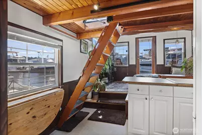 1900 Westlake Avenue N #B11, Seattle, WA 98109 - Photo 21