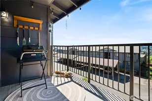 3560 Narrows View Ln NE, Bremerton, WA 98310 - Photo 17