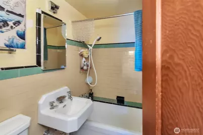 801 Veneta Avenue, Bremerton, WA 98337 - Photo 9