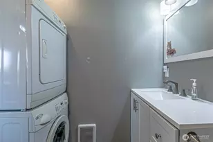 6827 S Thompson Ave, Tacoma, WA 98408 - Photo 21