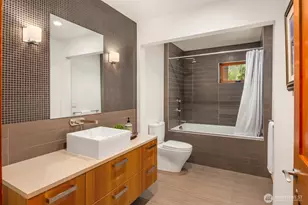 12741 NE 39th St, Bellevue, WA 98005 - Photo 13