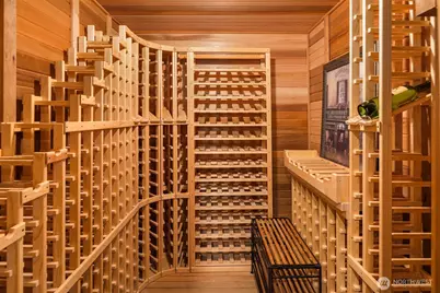 12741 NE 39th Street, Bellevue, WA 98005 - Photo 25