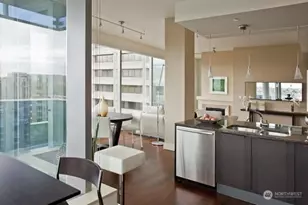 737 Olive Way, Seattle, WA 98101 - Photo 25