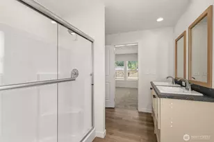 115 Horseshoe Ln, White Pass, WA 98377 - Photo 15