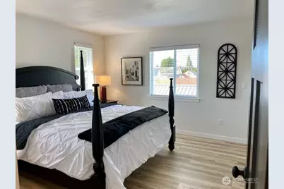 338 5th Street SE, Puyallup, WA 98372 - Photo 17