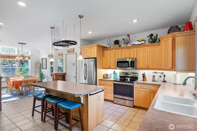 1604 Tara Court, Kelso, WA 98626 - Photo 11