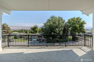 960 Wayne Ln, Wenatchee, WA 98801 - Photo 9