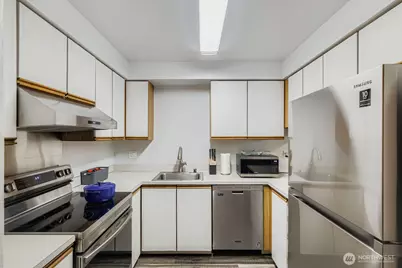 18200 73rd Ave NE #A113, Kenmore, WA 98028 - Photo 15