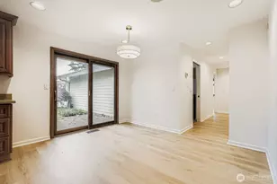 1733 172nd Pl NE, Bellevue, WA 98008 - Photo 9