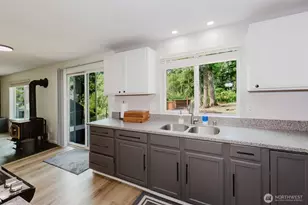 7891 SW Conifer Ln, Port Orchard, WA 98367 - Photo 7