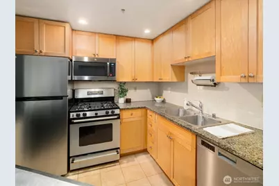 1420 Terry Avenue #205, Seattle, WA 98101 - Photo 5