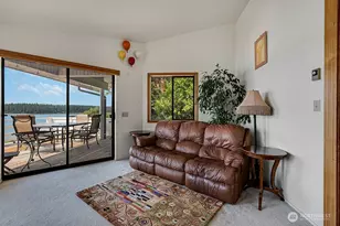 221 Madrona Rd, Nordland, WA 98358 - Photo 17