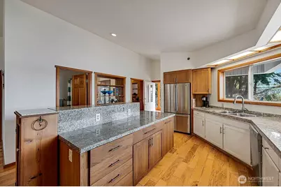 221 Madrona Road, Nordland, WA 98358 - Photo 7