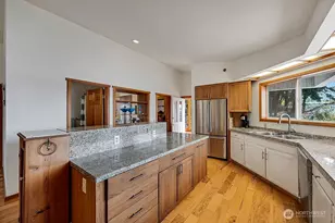 221 Madrona Rd, Nordland, WA 98358 - Photo 7