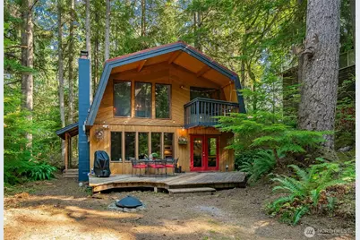 7082 Olympus Way, Glacier, WA 98244 - Photo 1