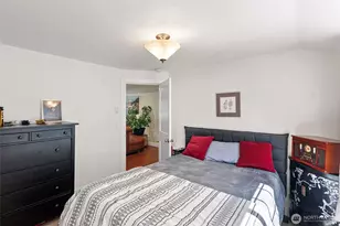 10191 W Belfair Valley Rd, Bremerton, WA 98312 - Photo 15