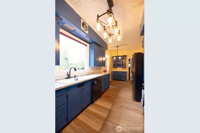 1011 Caveness Drive, Centralia, WA 98531 - Photo 21