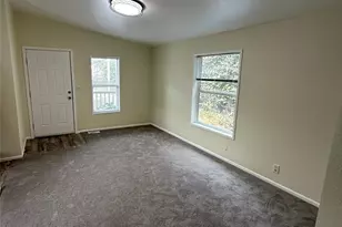 10711 W 9th Ave Ct S, Tacoma, WA 98444 - Photo 5