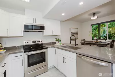 2949 SE Mile Hill Drive #C2, Port Orchard, WA 98366 - Photo 9