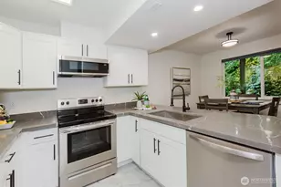 2949 SE Mile Hill Dr, Port Orchard, WA 98366 - Photo 9