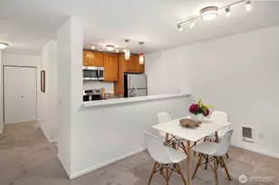 5834 NE 75th St, Seattle, WA 98115 - Photo 7